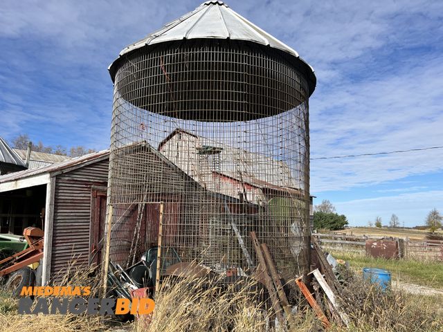 Lot 30-2007 - 12' Dia x 15' Corn Crib