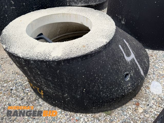 Lot 30-5874 - Lot of (2) concrete manhole entries with 23" diameter top entry point.