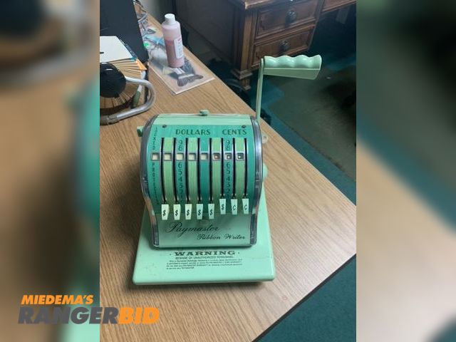 Lot 30-1002 - 1 Paymaster 8000 Cordless Check Protector Check protector, embossing in your dollar and cents into paper checks to protect from fraud