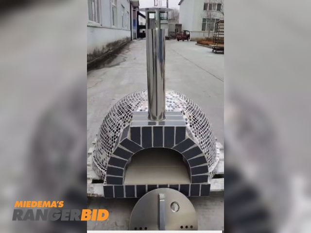 Lot 30-1230 - New pizza oven in the box 
Size 840mm *750 mm