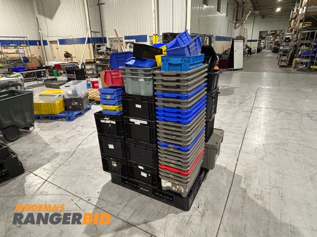 Lot 30-45 - LOT / Pallet of Misc. Plastic Totes / Storage Bins