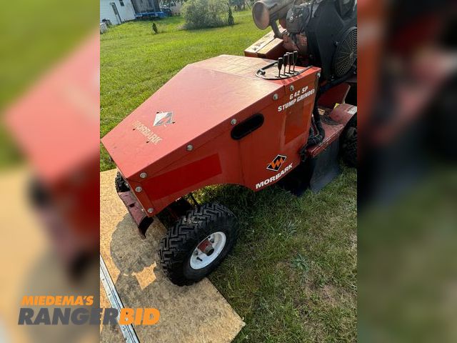 Lot 30-4002 - MoRbark G42SP Stump Grinder