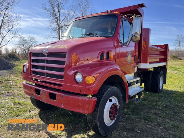 Lot 30-935 - 2000 Sterling L7500 4x2 with 95,569 miles Fire Department Dump Truck