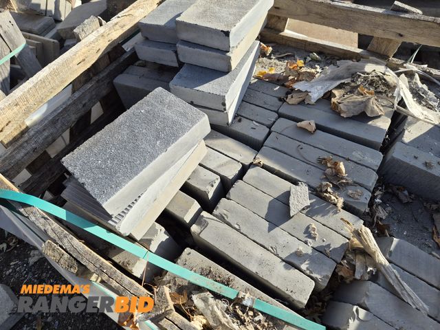 Lot 30-3115 - Natural Paving 2" x 6" x 12" Pavers, approx. 180 pieces
