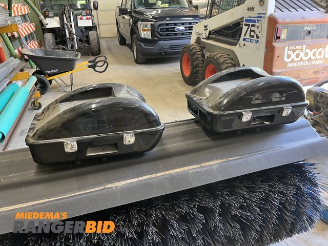 Lot 30-1546 - Lot includes (2) Motorcycle hard cases.