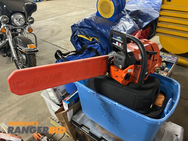 Lot 30-2521 - Echo Chain Saw Gas Powered