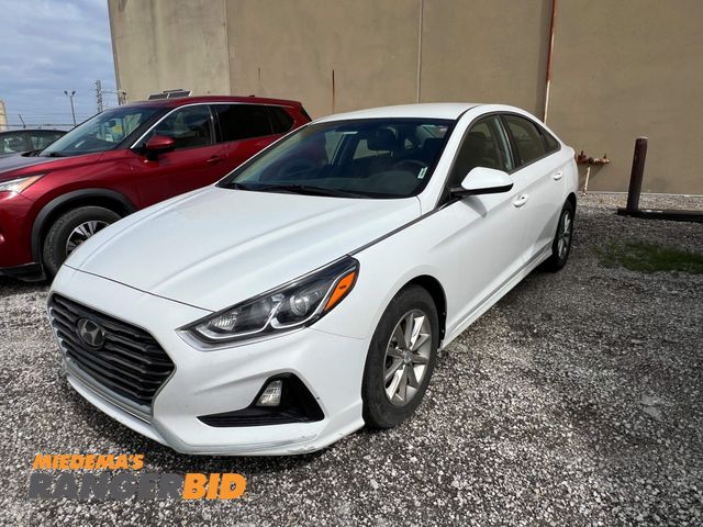 Lot 30-JX212 - 2019 Hyundai Sonata SE Sedan FWD 2019 Hyundai Sonata with 146167 miles. WILL NEED TO BE TOWED. Engin...