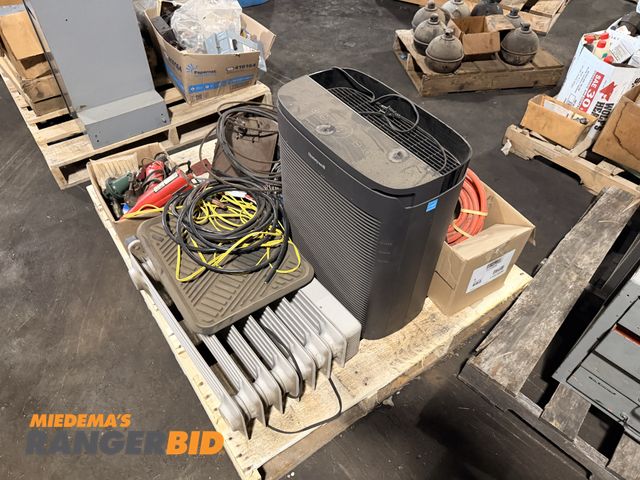 Lot 30-3857 - Pallet of Misc. Items Including: Snap-On Timing Light, Heater, Tow Strap, and More

Municipality own...