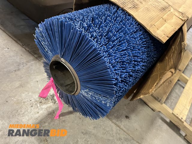 Lot 30-1815 - Johnston 600 Rotary Broom Replacement 16"