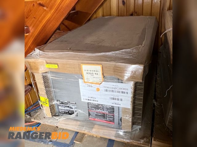 Lot 30-512 - Lot of one (1) Climatemaster Tranquility water source heat pump, new on pallet, Model TCH018AEC30CRSS.