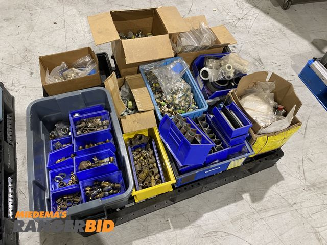 Lot 30-10 - LOT OF Misc. Pipe Fittings, Mostly Metallic, Nipples, Elbows, Etc.  

Seller will assist with loadin...