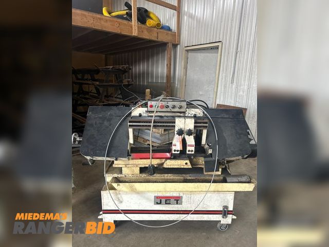 Lot 30-3858 - 1 JET HBS-1018W Single Phase Band Saw