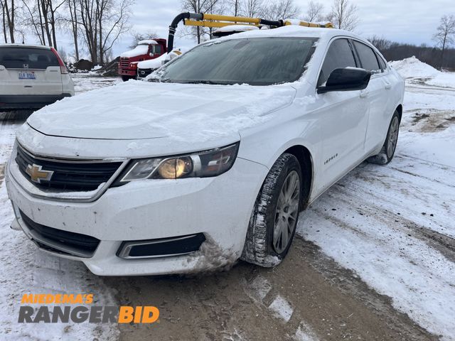 Lot 30-3752 - 2017 Chevrolet Impala LS Sedan FWD