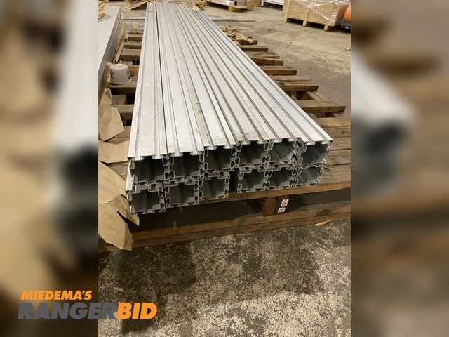 Lot 30-16 - Flexlink XCBL 3x88 Flexlink XCBL 3x88, 88x88mm Conveyor Support Beam, 3M LOT OF 12 pcs Flexlink XCBL...