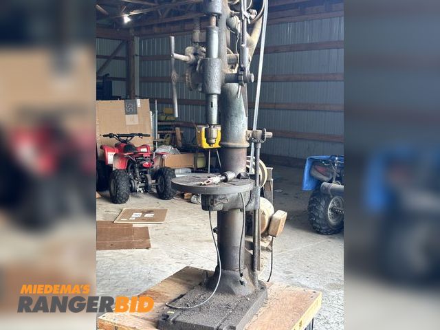 Lot 30-1202 - Antique Otto 10" drill press