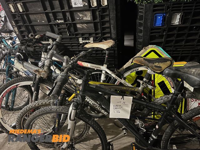 Lot 30-10277 - (5) Lot of (5) Bikes Bicycle / Mountain bike