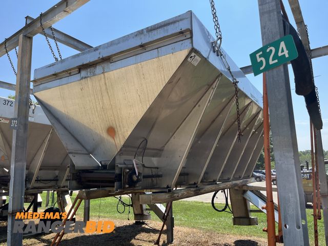 Lot 30-1533 - Monroe MSV-156-84-56 Stainless Steel Salter / Sander •	Municipality owned, regularly serviced, and w...