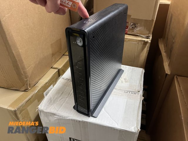 Lot 30-4202 - Pallet Arris Modems TG2472