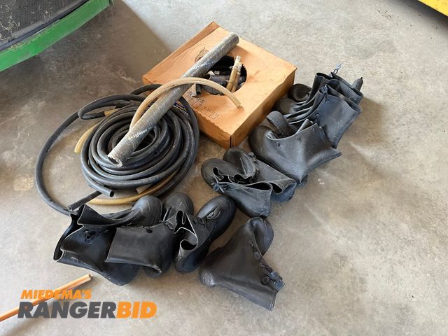 Lot 30-3545 - Fire fighter boots.