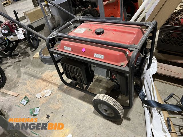 Lot 30-1968 - Mitsubishi MGE 6700 Generator Portable Gas Powered Recoil Start