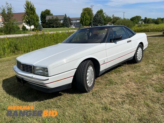 Lot 30-992 - 1991 Cadillac Allante Convertible RWD