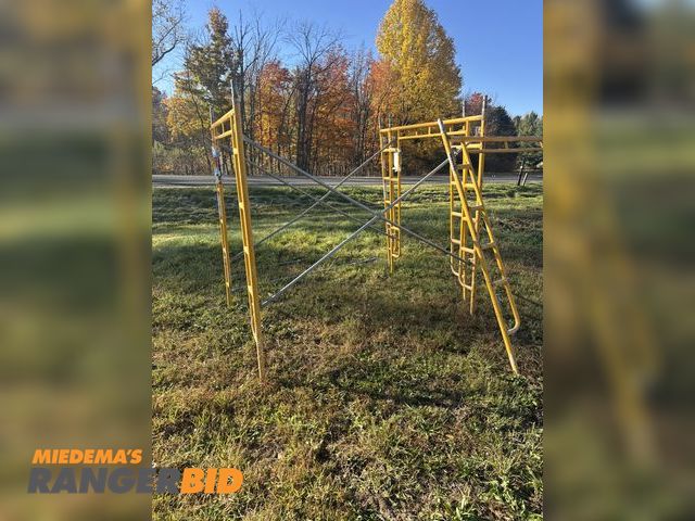 Lot 30-10947 - 10- brace for scaffolding 7 foot long