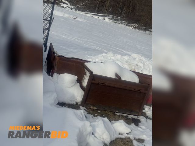 Lot 30-11000 - Skid steer plow