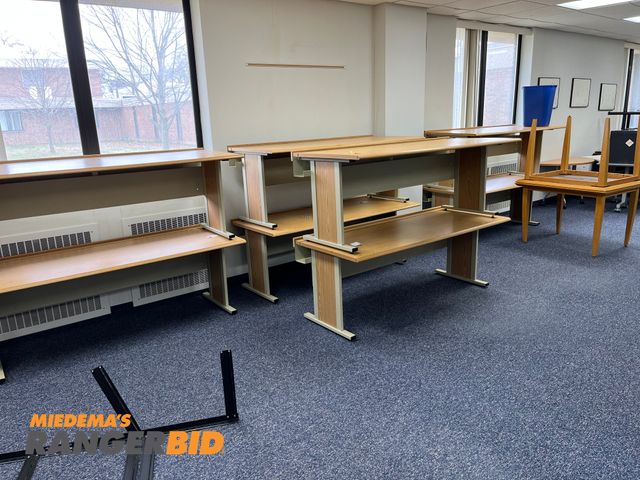 Lot 30-499 - (10) Desks Buyer is responsible for removal