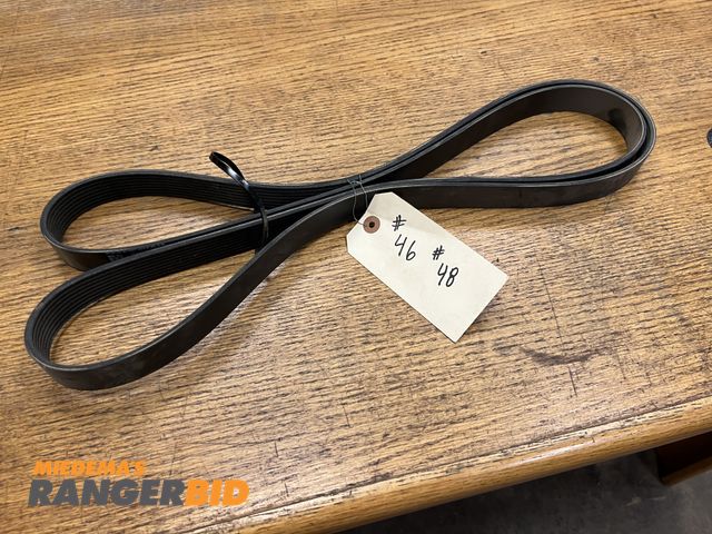 Lot 30-851 - Belt for Cat 160 Grader