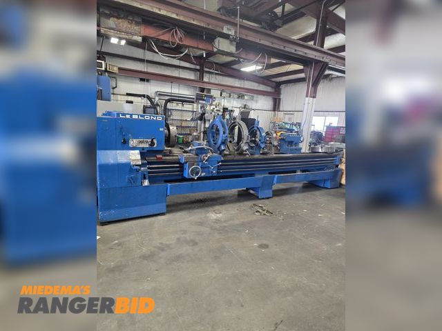 Lot 30-2668 - Large 24" swing X 144" length lathe.  Comes with:
(1) 3 Jaw Chuck
(1) 4 Jaw Chuck
(1)Blue steady res...