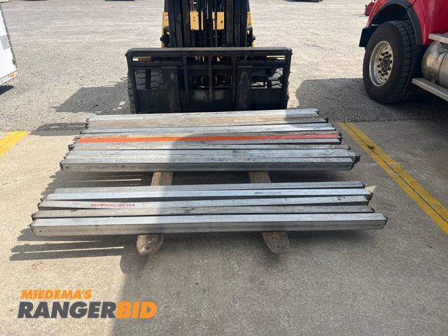Lot 30-No - 19 Aluminum Extendable Van Truck and Van Trailer Load and Decking Bars for E/Track.  Various widths.