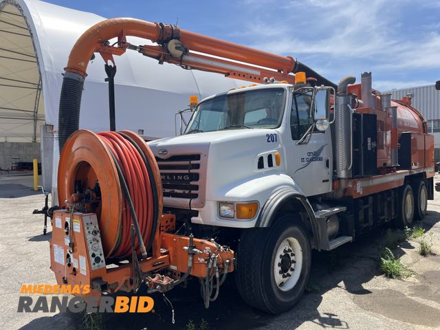 Lot 30-3711 - 2007 Sterling L7500 Vac-Con 6x4 Jetter / Vac  Truck