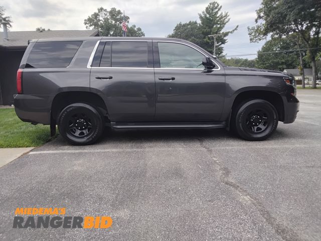 Lot 30-11453 - 2016 Chevrolet Tahoe SUV 4x4