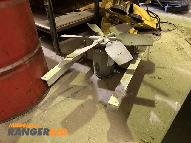 Lot 30-3165 - Exhaust Fan Electric Powered Single Phase