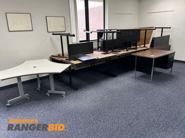 Lot 30-693 - Lot includes all the desks shown
