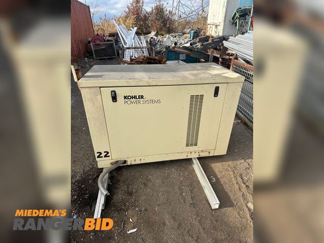 Lot 30-10072 - KOHLER 22RY 22 KW GENERATOR 22KW GENERATOR VERY LOW HOURS BARLEY USED (76 HOURS) WORKS GREAT. NATURAL GAS POWERED.