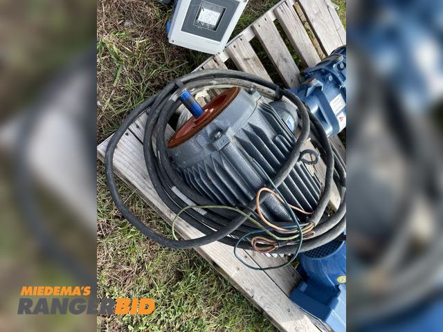 Lot 30-1108 - JWC 5hp Electric Motor