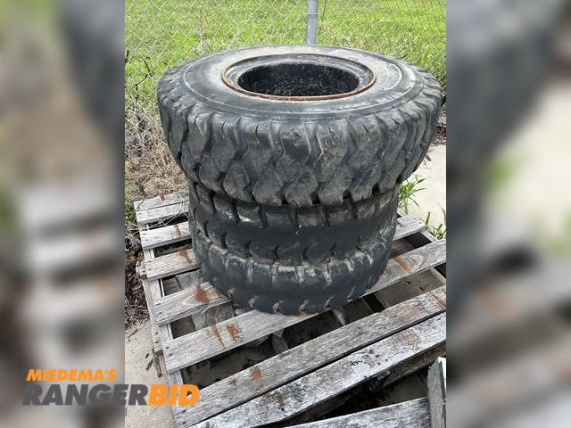 Lot 30-10572 - 14 8.25-15 Forklift Tires Air Tires for Forklift. Some are on Toyota Rims 14 total. 

Seller can loa...