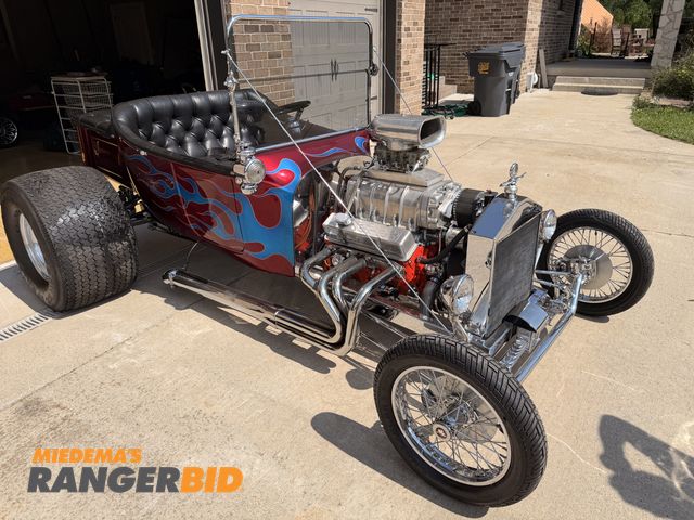 Lot 30-77191 - 1923 Ford T Bucket Classic RWD