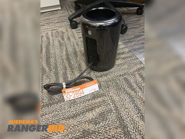 Lot 30-2894 - Mac Pro Monterey .