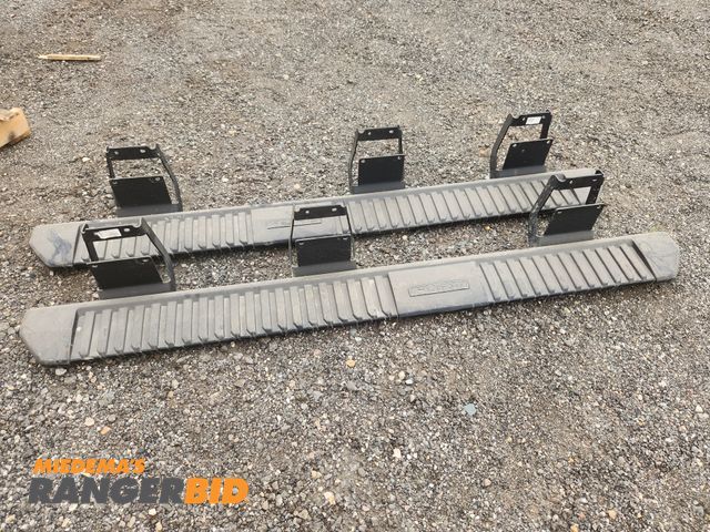 Lot 30-1614 - (1) Set of Running Boards off of 2018 F250 Ext. Cab Short Bed
