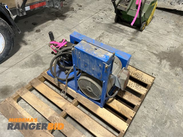 Lot 30-1812 - Burke Power Washer