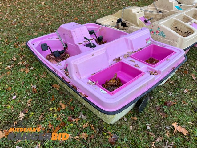 Lot 30-3020 - Paddle Boat