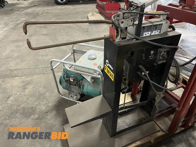 Lot 30-4980 - Miller Spot Welder