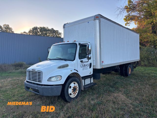 Lot 30-MAVBT37 - 2007 Freightliner M2 Box Truck 2007 Freightliner M2 Box / Straight Truck
24' Box
26,000 GVWR
400k Mi...