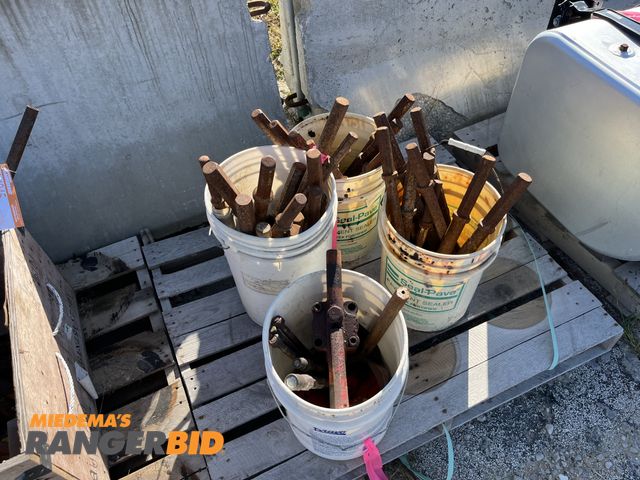 Lot 30-1843 - Chisel / Breaker bits