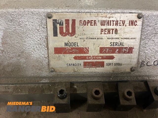 Lot 30-910 - Pexto px-36 roper whitney inc pexto metal brake 36" 16 gauge soft steel in working condition