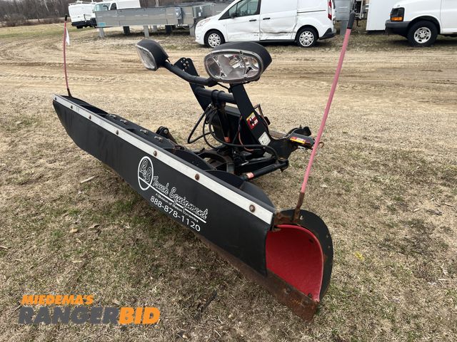Lot 30-4282 - Boss Super Duty Poly 8'
