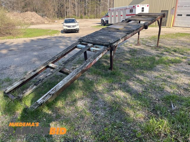 Lot 30-4745 - Dock 23'5" Adjustable legs
