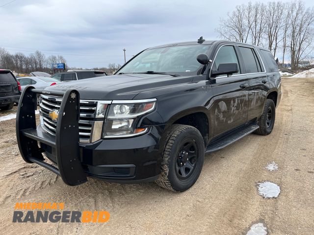 Lot 30-3079 - 2020 Chevrolet Tahoe with a 5.3L V8 OHV 16V engine. wit 102,179 miles 4x4
